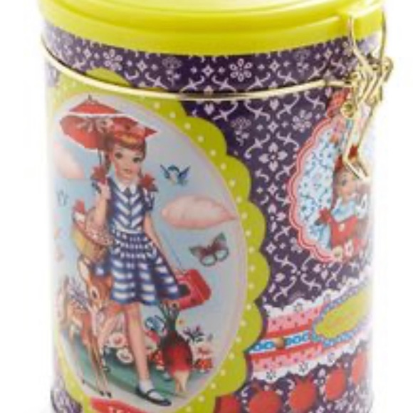 Set of 3 - whimsical metal kitchen canisters - Picture 2 of 3